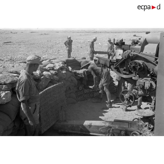 Une pièce de 8,8 cm FlaK de la 2e batterie du FlaK I./33.