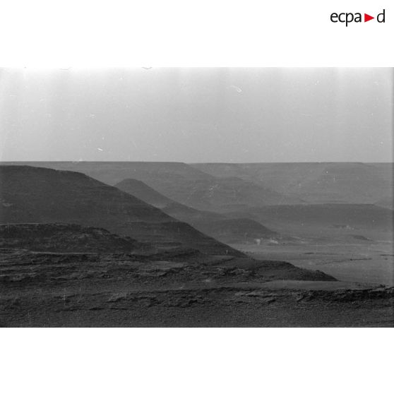 Sur le front de Soloum (Sollum), les positions italiennes à Halfaya (Halfayapass).