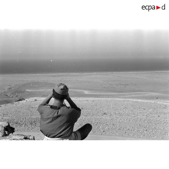 Sur le front de Soloum (Sollum), les positions italiennes à Halfaya (Halfayapass).