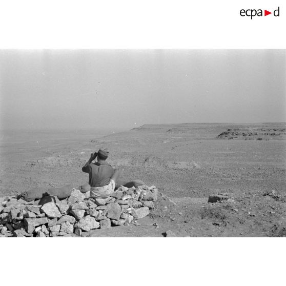 Sur le front de Soloum (Sollum), les positions italiennes à Halfaya (Halfayapass).