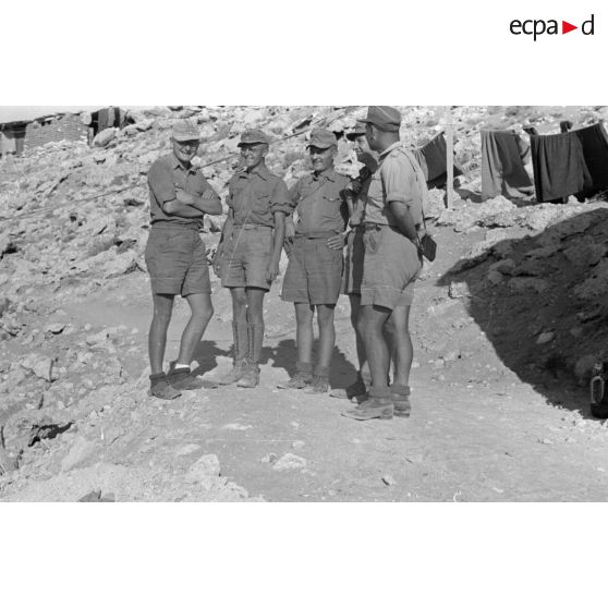 Officiers et sous-officiers de la 2e batterie du Flak I./33.