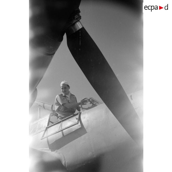 Gros plan sur l'Oberfeldwebel Richard Heller du Zerstörergeschwader 26 Horst Wessel (ZG.26).