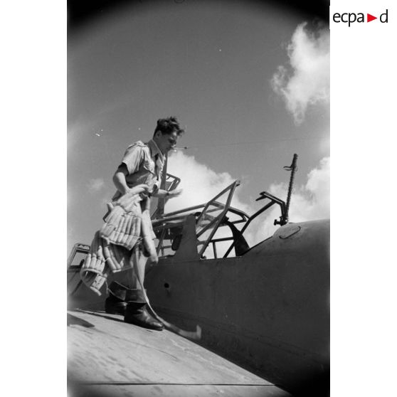 Gros plan sur l'Oberfeldwebel Richard Heller du Zerstörergeschwader 26 Horst Wessel (ZG.26).