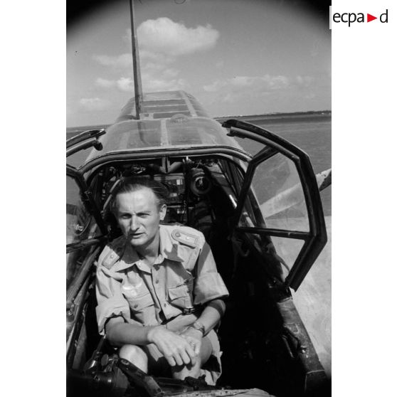 Portrait du radio-mitrailleur à bord du Messerschmitt Bf-110 de l'adjudant-chef (Oberfeldwebel) Richard Heller du Zerstörergeschwader 26 Horst Wessel (ZG.26).