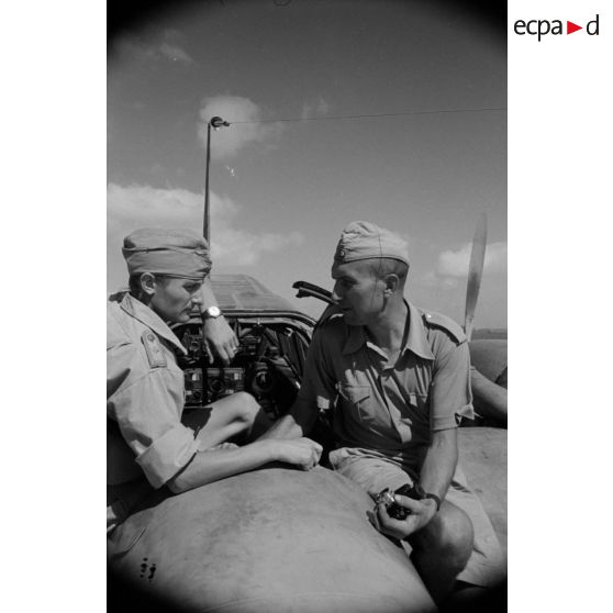 Portrait du radio-mitrailleur à bord du Messerschmitt Bf-110 de l'adjudant-chef (Oberfeldwebel) Richard Heller du Zerstörergeschwader 26 Horst Wessel (ZG.26).