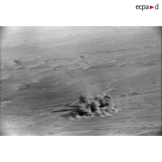 Une mission de bombardement du Sturzkampfgeschwader 2 sur la ville de Tobrouk.