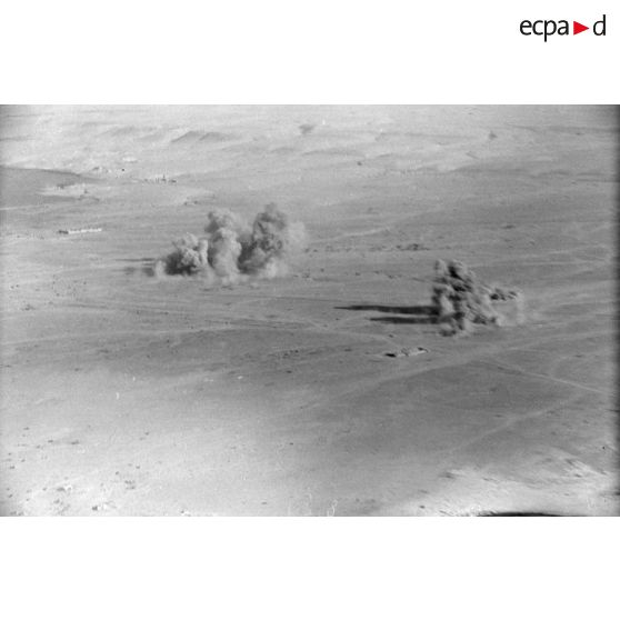 Une mission de bombardement du Sturzkampfgeschwader 2 sur la ville de Tobrouk.