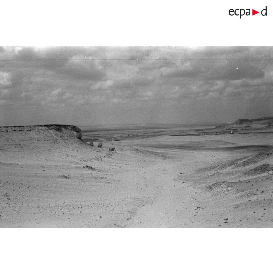 Exploration des reliefs égyptiens.