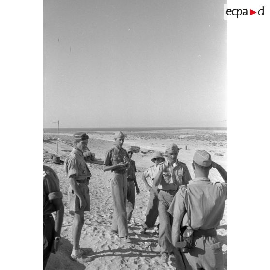 Rencontre entre les pilotes du Jagdgeschwader 27 dans le secteur de El Daba.