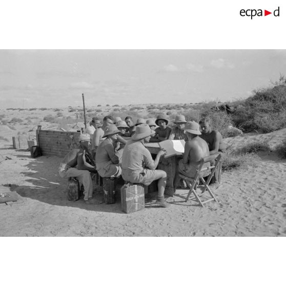 Sur le front de El Quassaba, formation sur le terrain de chauffeurs.