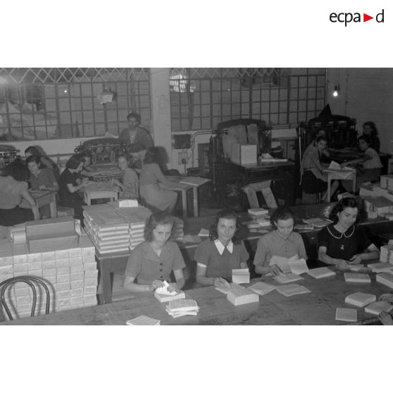 Tickets de rationnement dans une imprimerie.