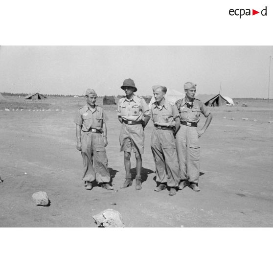 Activités du Kampfgruppe 100 (KG 100).