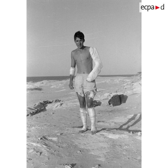 Le caporal (Gefreiter) Liebenau, photographe au sein de la 7e compagnie de propagande de l'armée de l'air allemande.