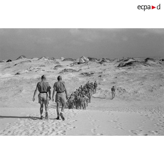 Informations sur la situation militaire pour des personnels volants du Stukageschwader 3.