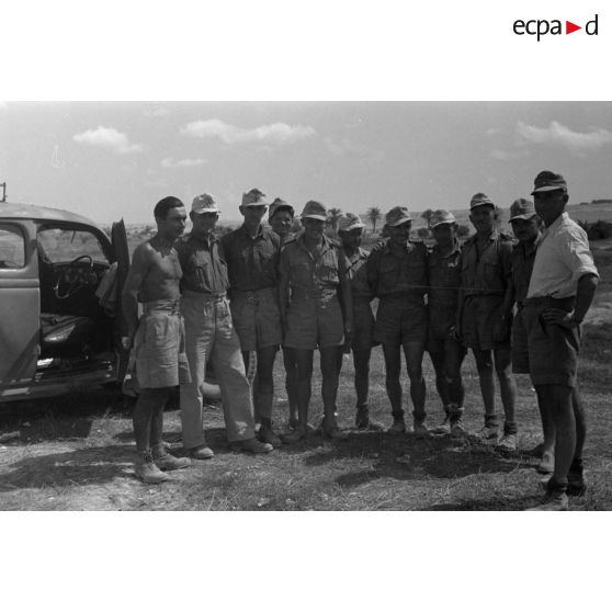 En Afrique, le personnel d'une unité de maintenance (Werkstatt Kompanie).