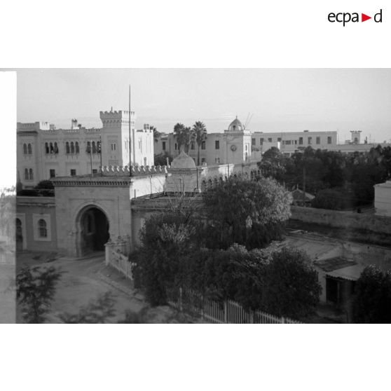 A Tunis, la caserne de la Kasbah occupée par les forces allemandes.