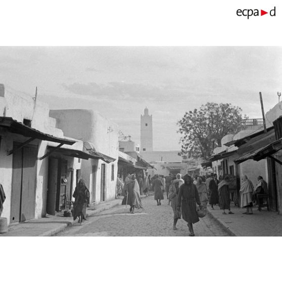 Visite du souk (marché) de Kairouan (Tunisie).