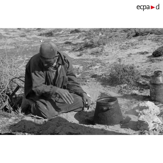 Dans le secteur de El Jem, les activités de la 6e compagnie de propagande de l'armée de l'air allemande auprès de la population tunisienne.