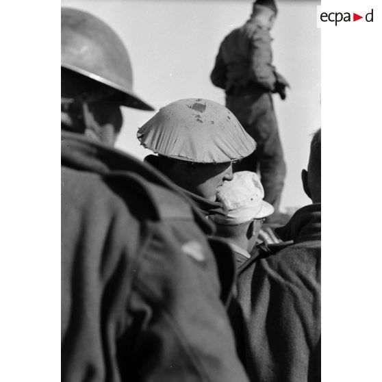 Des prisonniers britanniques de la 2e division sud-africaine.