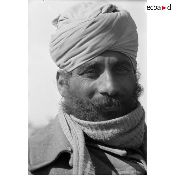 Portrait d'un soldat indien.