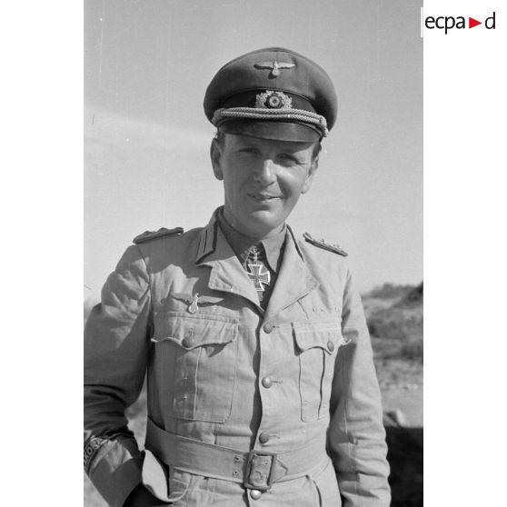 Portraits de l'Oberst Siegfried Westphal, chef d'état-major de la Panzerarmee Afrika.