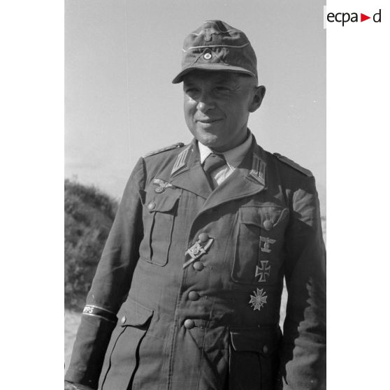 Des officiers détat-major allemand du Panzerarmee Afrika.
