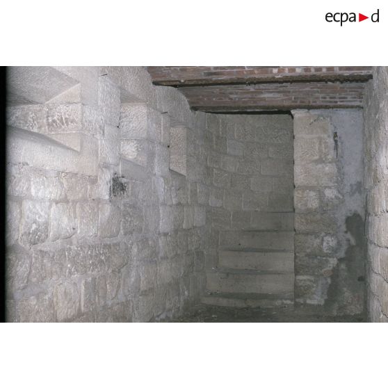 Fort de Landrecourt, Dugny, Vaux, Douaumont. [légende d'origine]