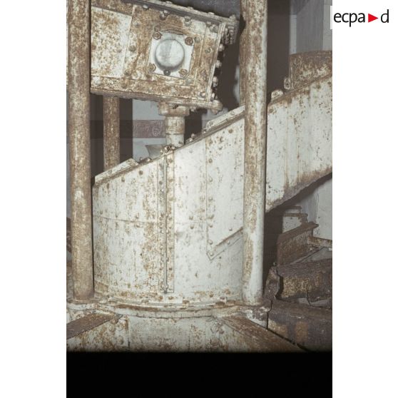 Fort de Landrecourt, Dugny, Vaux, Douaumont. [légende d'origine]