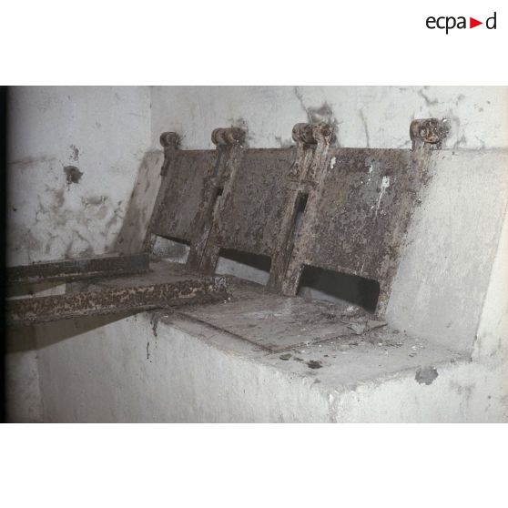 Fort de Landrecourt, Dugny, Vaux, Douaumont. [légende d'origine]