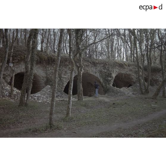 Fort de Douaumont, mémorial de Verdun, casemate Pamart, fort de Tavannes, blockhaus M5, PC de la batterie de l'Hôpital, entrée de guerre du fort de Souville. [légende d'origine]