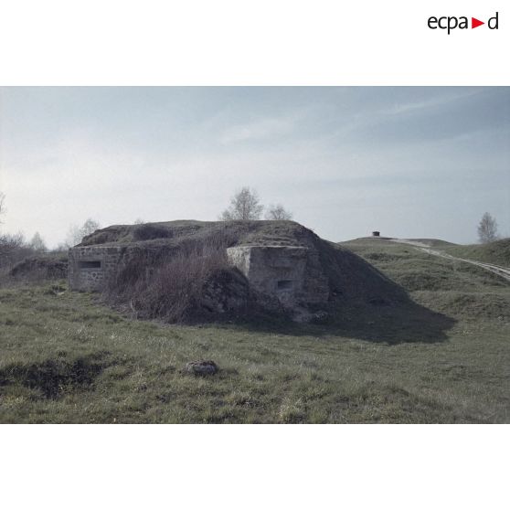 Fort de Douaumont, mémorial de Verdun, casemate Pamart, fort de Tavannes, blockhaus M5, PC de la batterie de l'Hôpital, entrée de guerre du fort de Souville. [légende d'origine]