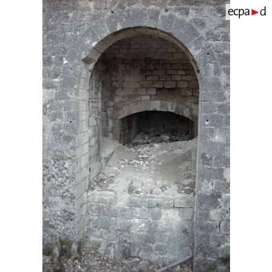 Fort de Douaumont, mémorial de Verdun, casemate Pamart, fort de Tavannes, blockhaus M5, PC de la batterie de l'Hôpital, entrée de guerre du fort de Souville. [légende d'origine]