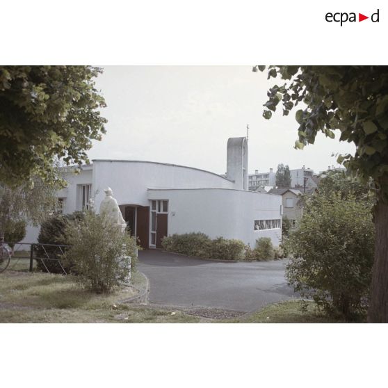 Redoute de Bouviers, batterie des Arches, Saint Maxime (procession Notre Dame de Fatima). [légende d'origine]