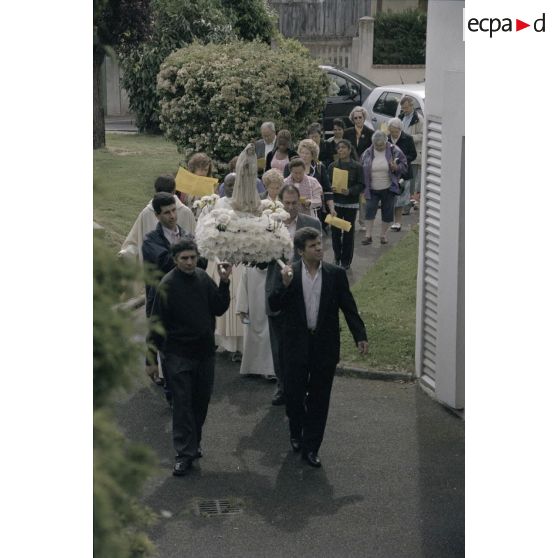 Redoute de Bouviers, batterie des Arches, Saint Maxime (procession Notre Dame de Fatima). [légende d'origine]