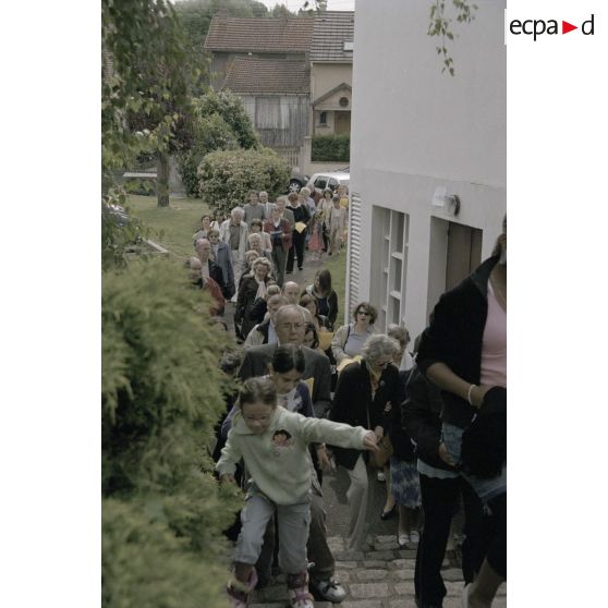 Redoute de Bouviers, batterie des Arches, Saint Maxime (procession Notre Dame de Fatima). [légende d'origine]
