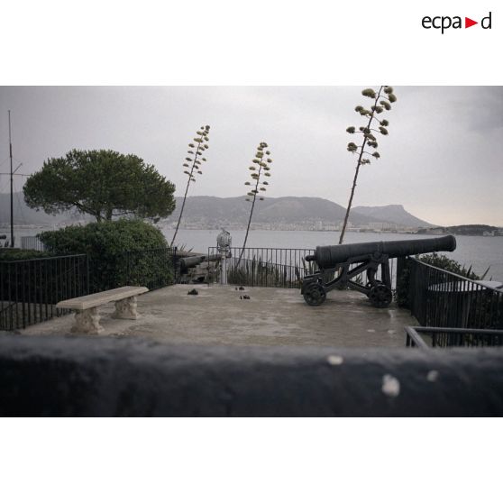 Toulon : fort de Balaguier. [légende d'origine]
