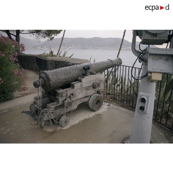 Toulon : fort de Balaguier. [légende d'origine]