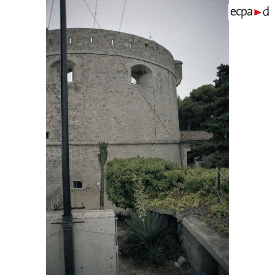 Toulon : fort de Balaguier. [légende d'origine]