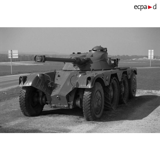 Reims, église de Bruyères et Montbérault, chars, forts, la Pompelle, Fismes, Bruyères. [légende d'origine]