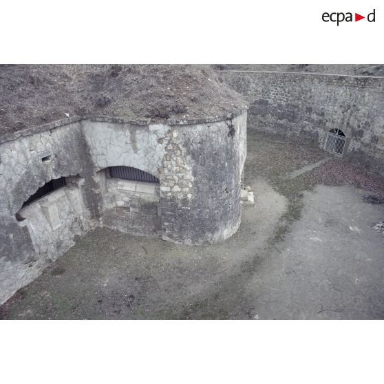 Carrière à Septmonts (02), fort de Bruyères (02). [légende d'origine]
