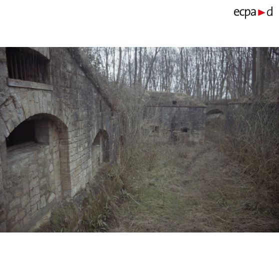 Fort de Lasnicourt (02), carrière des 3 tombes à Sept Morts, les fantômes à la Butte Chalmont. [légende d'origine]