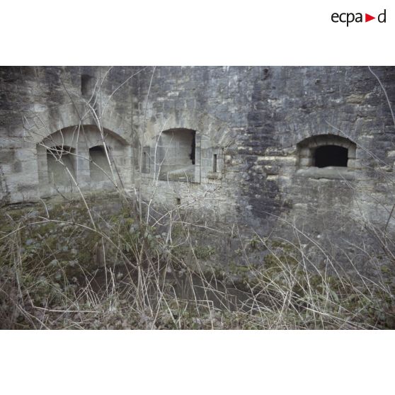 Fort de Lasnicourt (02), carrière des 3 tombes à Sept Morts, les fantômes à la Butte Chalmont. [légende d'origine]