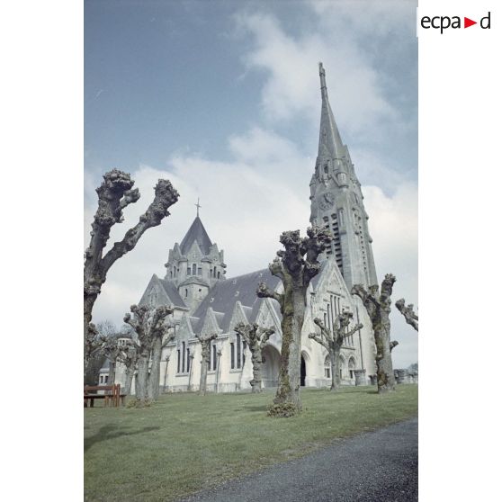 Château de Fère en Tardenois, mont Notre Dame, grotte Bois Boyer, Creute Malval (chemin des Dames), Soupir, fort de Condé. [légende d'origine]