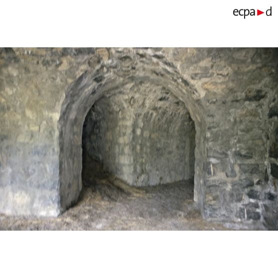 Saint Vincent les Forts : fort Joubert, redoute de Chaudon, tour Vauban. [légende d'origine]