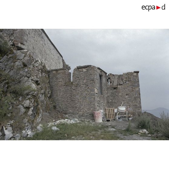Saint Vincent les Forts : fort Joubert, redoute de Chaudon, tour Vauban. [légende d'origine]