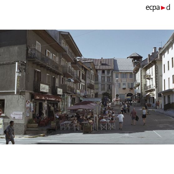 Mont Dauphin, Pré Sabens haut, vallée du Rabioux, Guillestre, Tournoux haut. [légende d'origine]