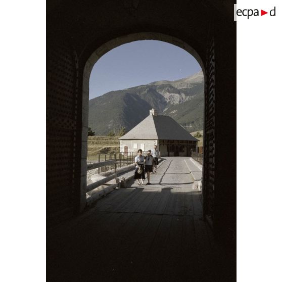 Mont Dauphin, Pré Sabens haut, vallée du Rabioux, Guillestre, Tournoux haut. [légende d'origine]