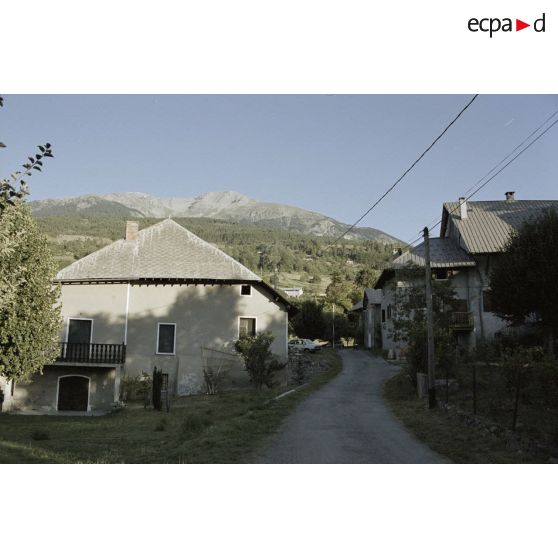 Mont Dauphin, Pré Sabens haut, vallée du Rabioux, Guillestre, Tournoux haut. [légende d'origine]