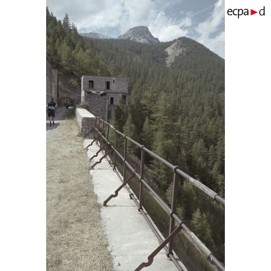 Briançon, Tournoux, Roche la Croix, Restefond et la Bonette. [légende d'origine]