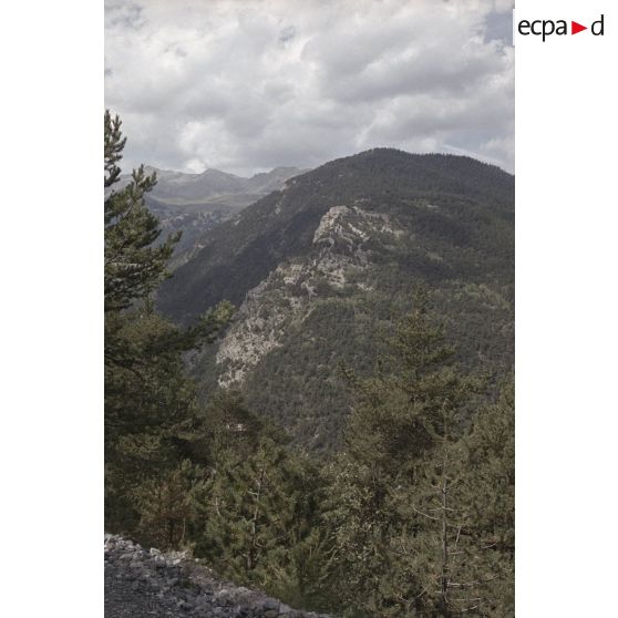 Briançon, Tournoux, Roche la Croix, Restefond et la Bonette. [légende d'origine]